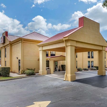 Econo Lodge St. Stephen Exterior photo